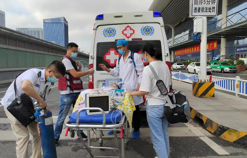 红原县救护车出租公司